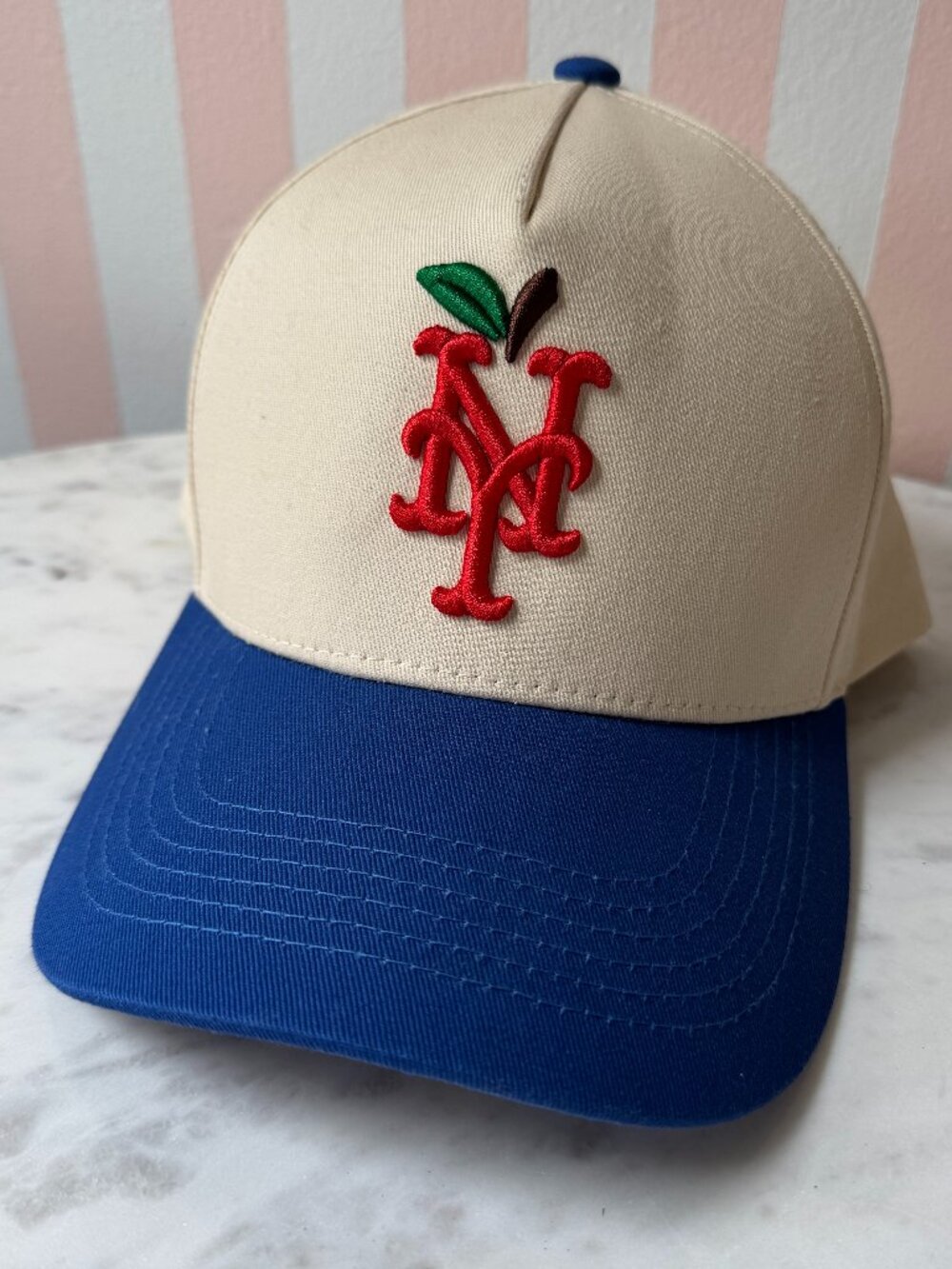 New York Mets Apple Hat SKCOUT Clothing